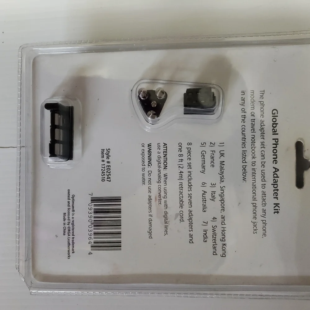 New Optimum Travel Accessories Global Phone Adapter Kit E02547 1724510- 8pcs